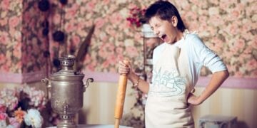 iforher-boy-cooking