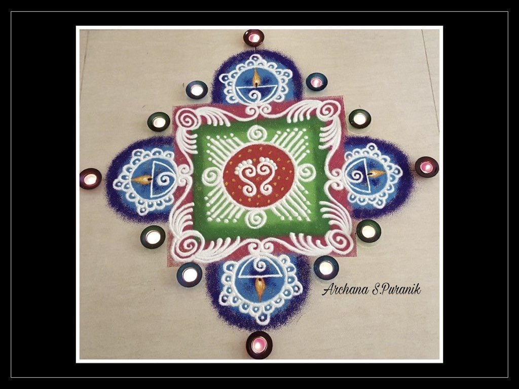 Lakshmi_Rangoli_Eco-friendly_Diwali_Ideas Lakshmi_Pujan_Paduka_Rangoli_Eco-friendly_Diwali_Ideas