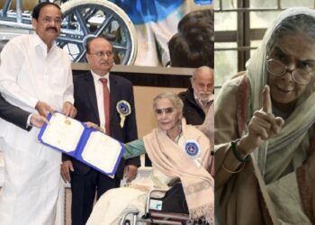 Surekha-Sikri-receiving-National-Award