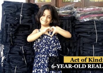 6-year-old-Tunisha Khushroo Poacha donate bags needy kids