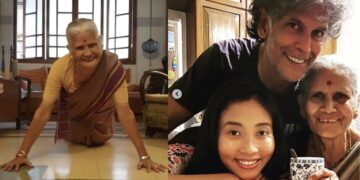 Milind-Soman-Mother-Usha-Soman-81-Years-Birthday-Celebration-Push-Ups