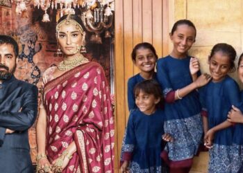 Sabyasachi-designer-uniforms-underprivileged-girls