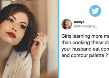 Woman-Tweet-Girls-Focusing-Makeup-Cooking