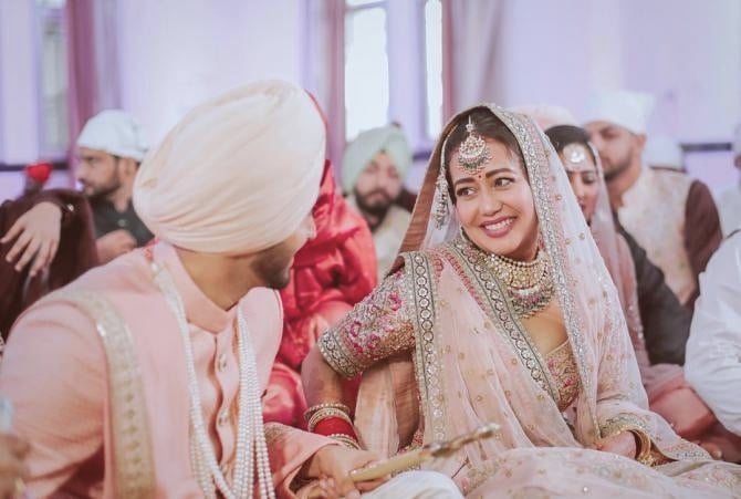 Neha-Kakkar-Rohanpreet-Love-Story-Marriage-2