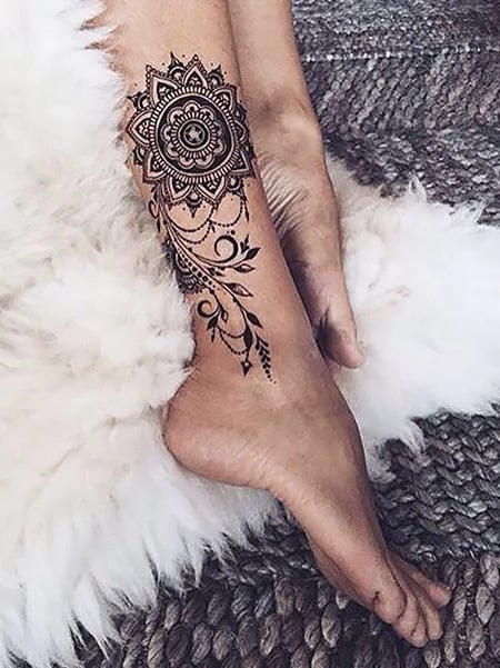 Tattoo Ideas For Women 50 Big Small  Meaningful Designs  YourTango