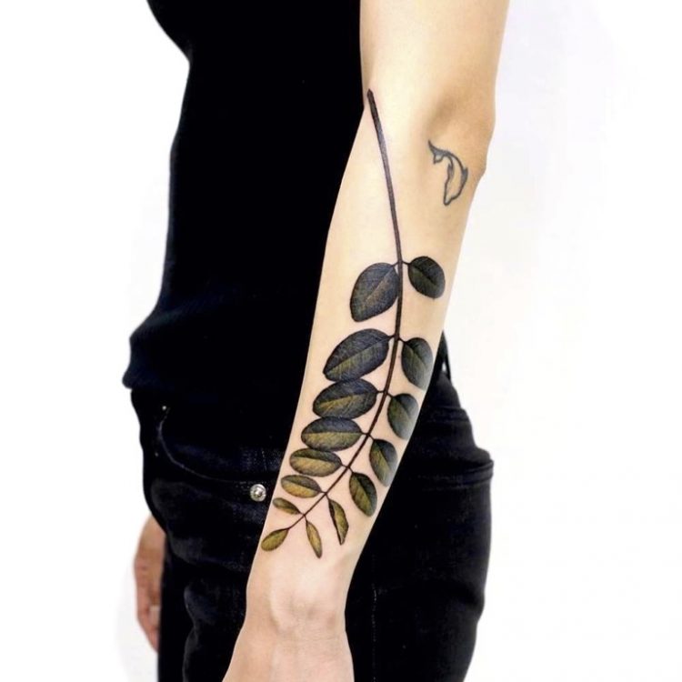 60 Stunning Flower Tattoos To Leave Others Mesmerized - IForHer