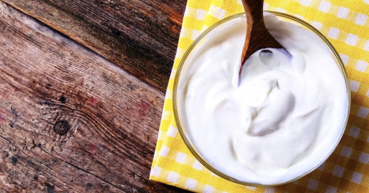 9 Amazing Benefits Of Curd For Skin, Hair, Face & Mood