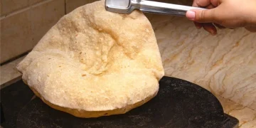 Calories In One Roti With Ghee or Without Ghee