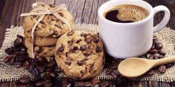 Foods-to-avoid-constipation