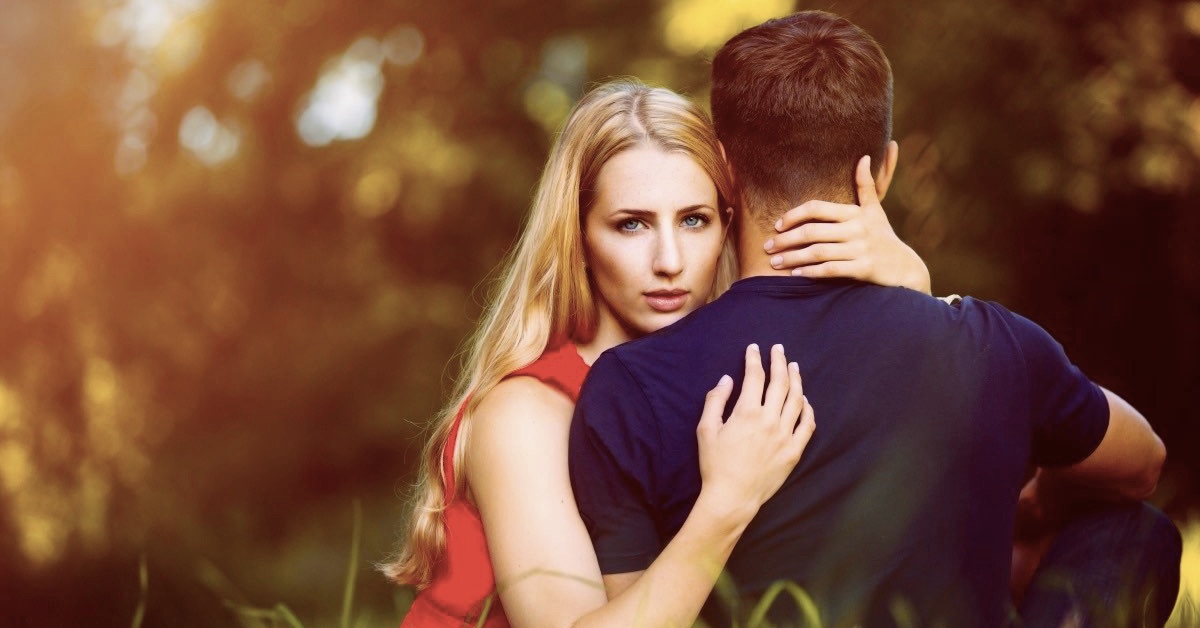 7 Signs That Show He Doesn't Want A Relationship With You