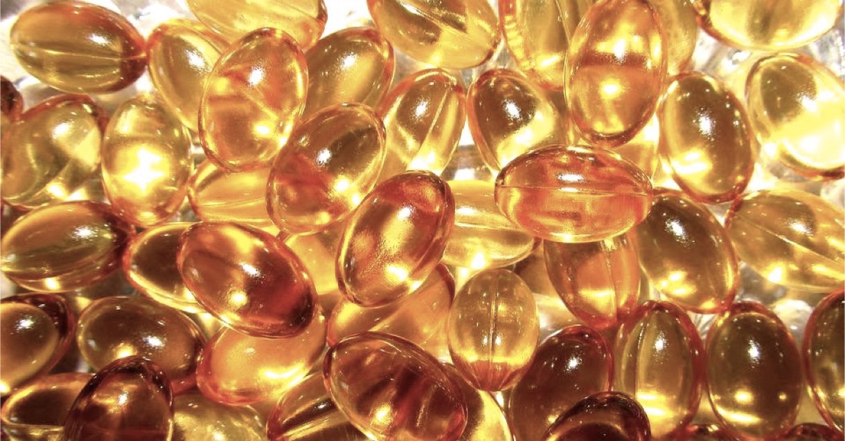 10 Amazing Vitamin E Capsules Benefits For Face & Skin