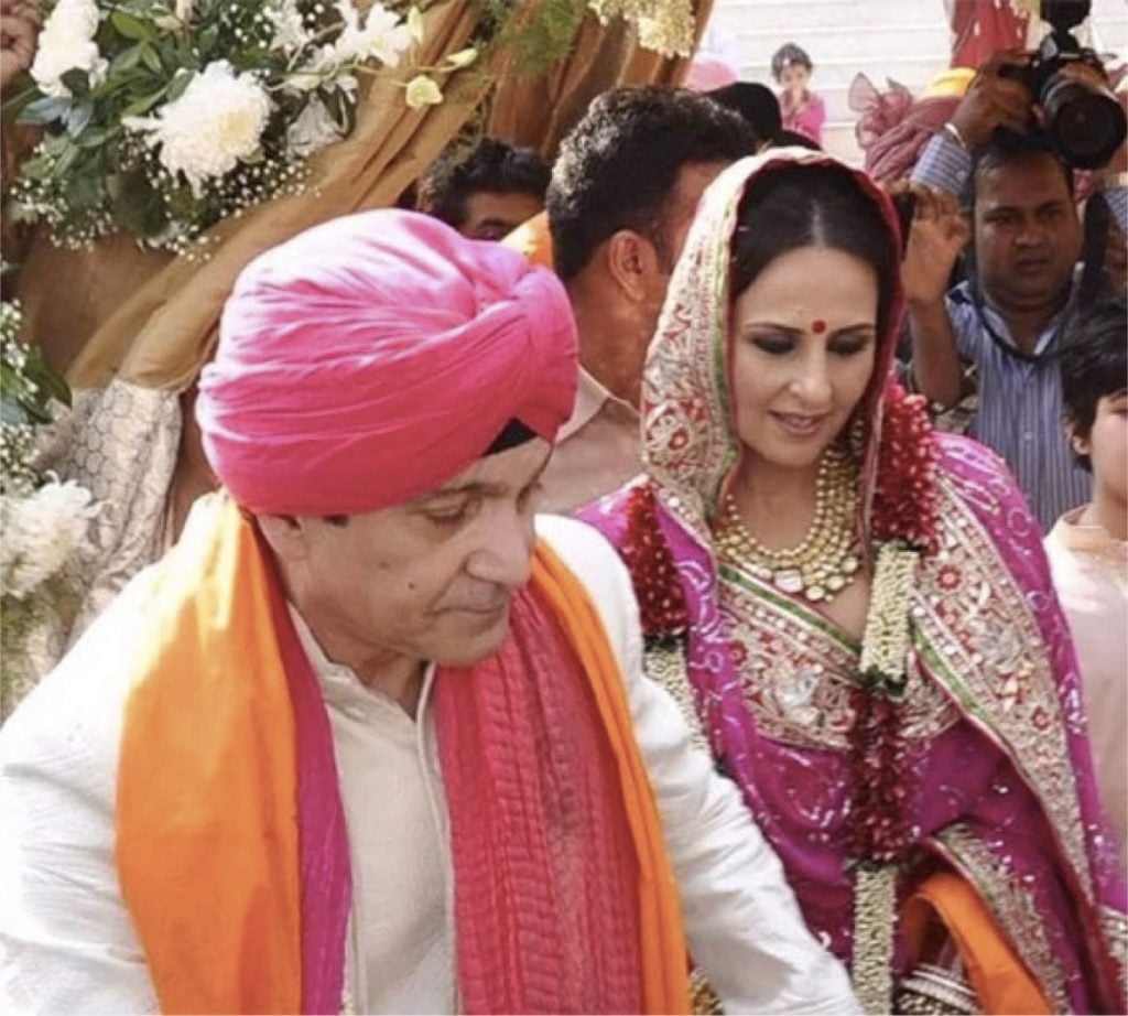 Alka Bhatia Akshay Kumar Sister-02