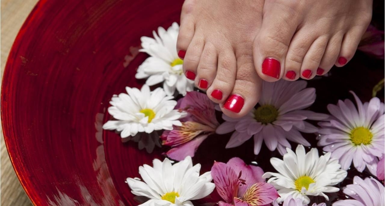 Pedicure At Home How To Do Pedicure At Home In Easy Steps?