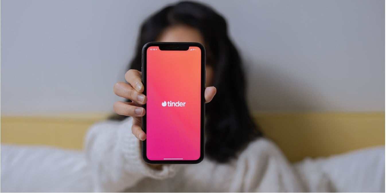 How to start Tinder conversation