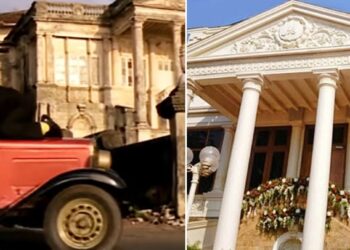 SRK Mannat Balcony-3