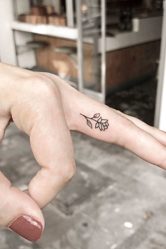 52 Amiable Side Finger Tattoos  Tattoo Designs  TattoosBagcom