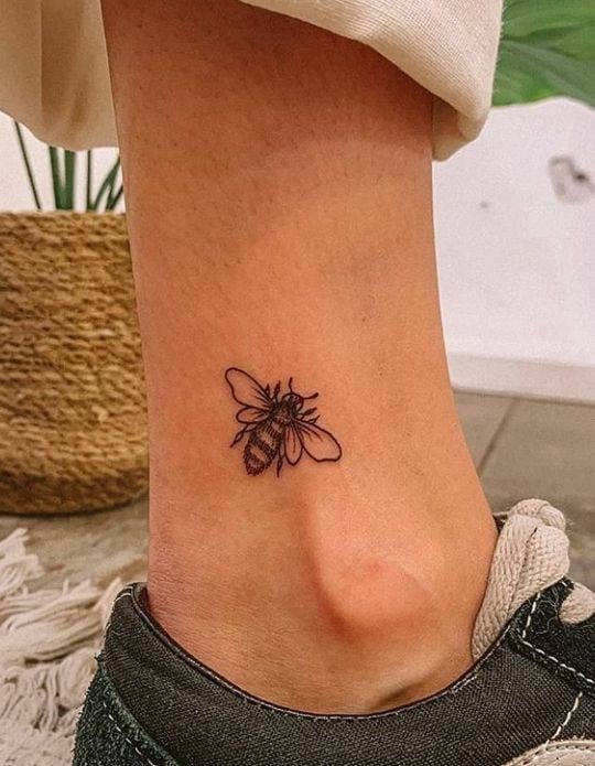 Ankle bee tattoo-03