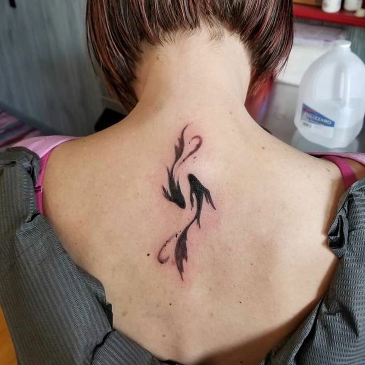 Tatuagem fofa de peixe koi-40