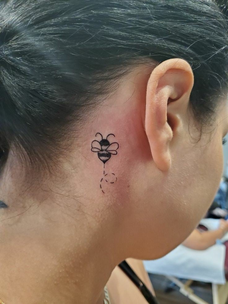 Neck bee tattoo-04