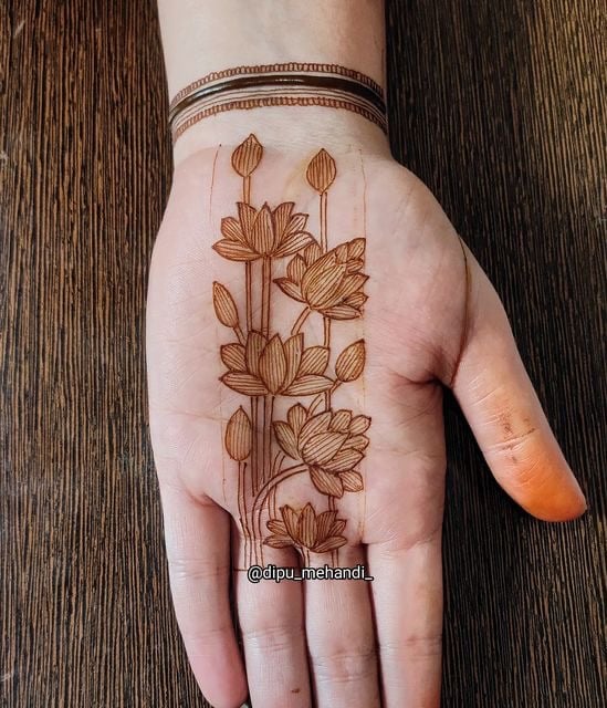 attractive lotus mehndi design-14